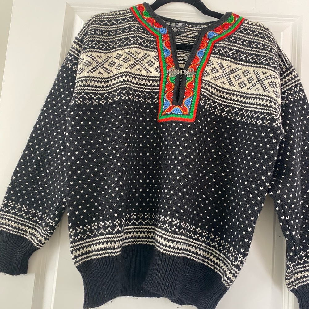 Dale of Norway ski sweater